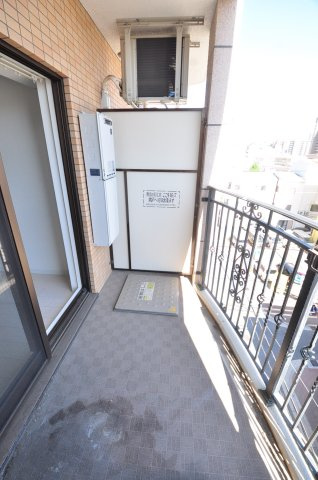 大阪市都島区都島北通１丁目の賃貸マンションのバルコニー