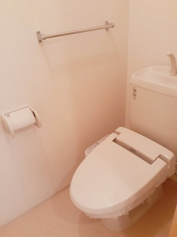 グラシオッソ　　 刈谷市近郊の賃貸はクラスホーム刈谷店のトイレ|清潔感のあるトイレです