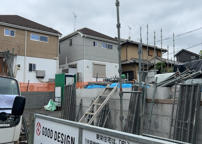 【外観】 | 物件の詳細については、現地を見てわかること以外に、役所や法務局などで調べないとわからないことがあります。そのため、現地に行く場合は、もしこの物件を買ったらどのような生活ができるかをイメージしましょう。
