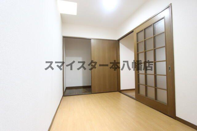 千葉市花見川区幕張本郷６丁目の賃貸マンションの収納