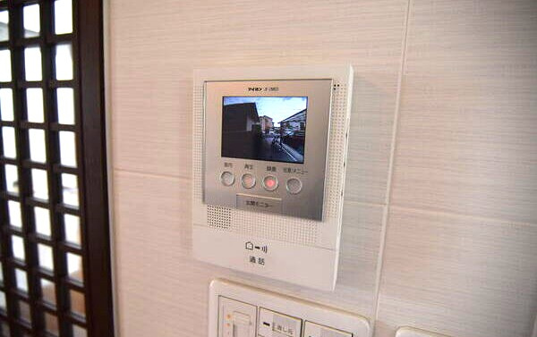 野白町野白１０８貸家のセキュリティ