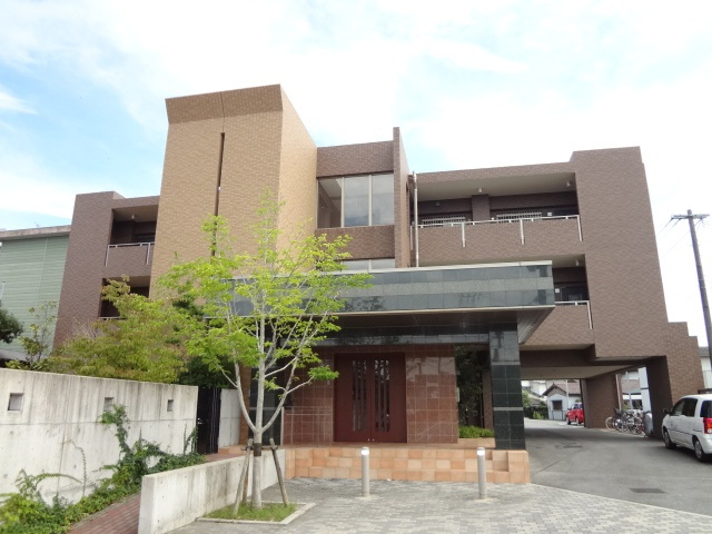 アーニスト国分