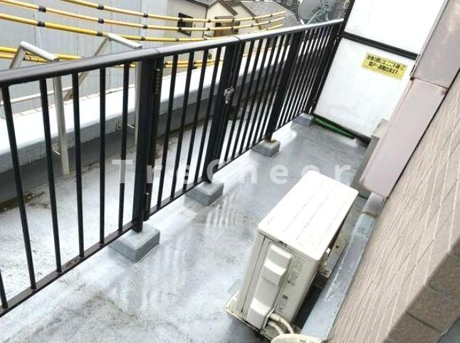 カテリーナ市ヶ谷のバルコニー