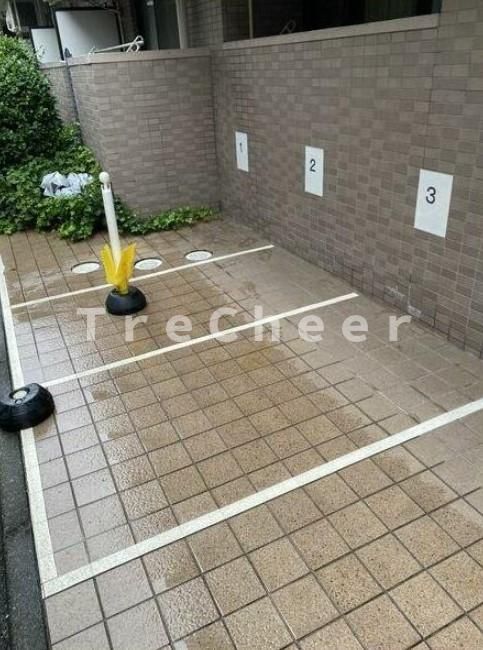 カテリーナ市ヶ谷のその他