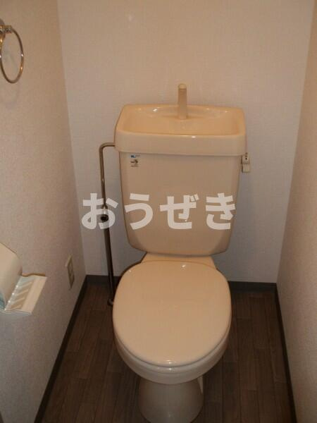 サン・ツルミのトイレ