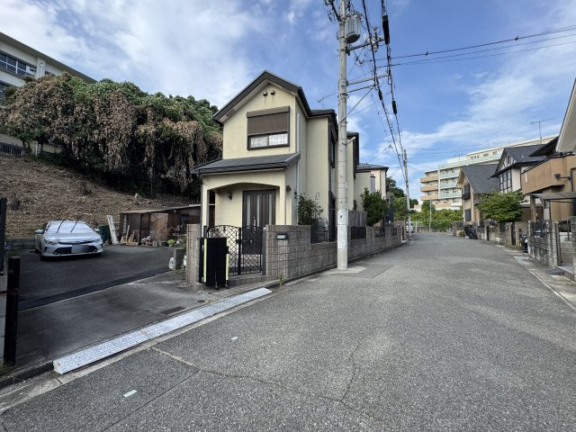 神戸市西区玉津町今津戸建の前面道路含む現地写真