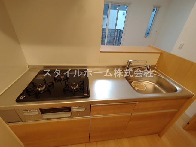 【キッチン】 | ソシエール東幸　Ａ棟 | イメージ写真です。