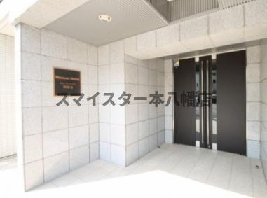ドゥーエ国府台のエントランス