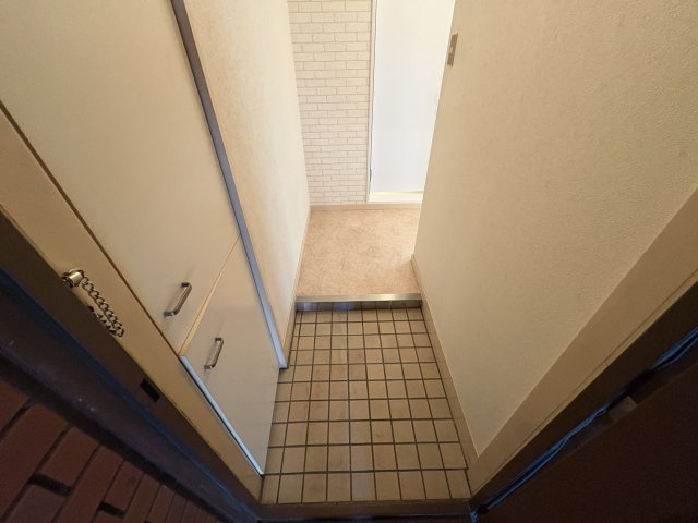 アバンダン西明石の玄関
