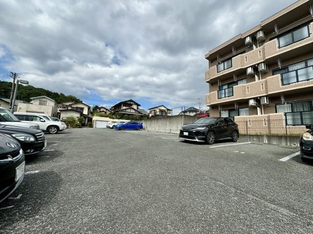 グリーングラスＳの駐車場