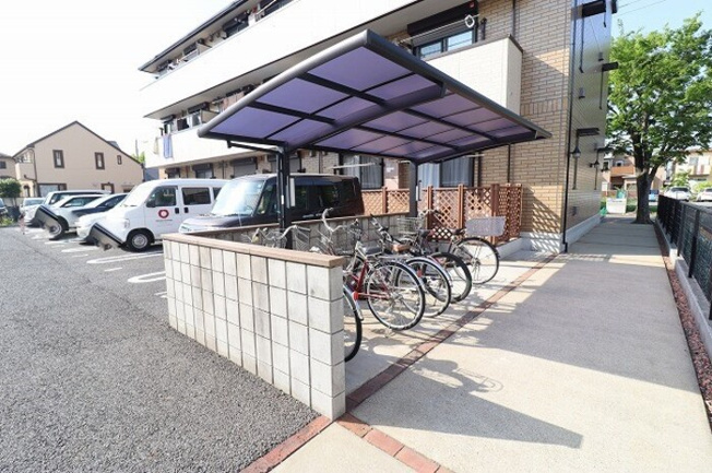 【その他共用部分】 | パラシオン A | 駐輪場