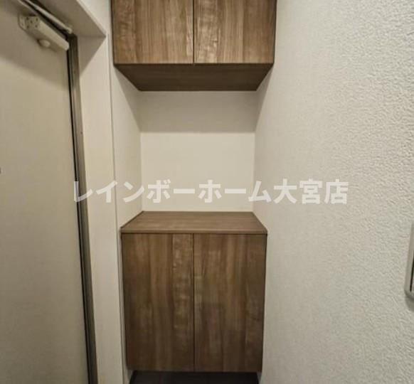 コンフィデンス白岡Ａの玄関|※同仕様参考写真です。