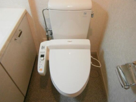 スカーラ代官山のトイレ|コンパクトで使いやすいトイレです