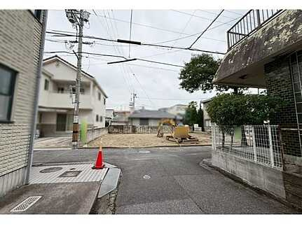 広島市佐伯区海老園３丁目の周辺