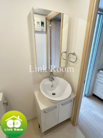 スタジオスクエア住吉の独立洗面台