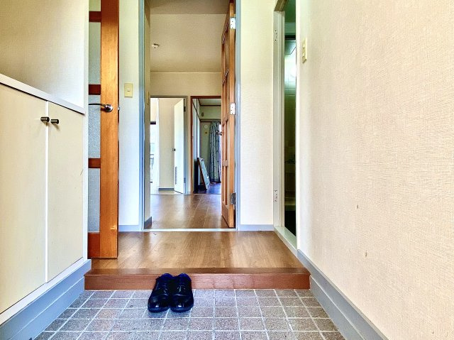 ホーユウパレス伊東の玄関