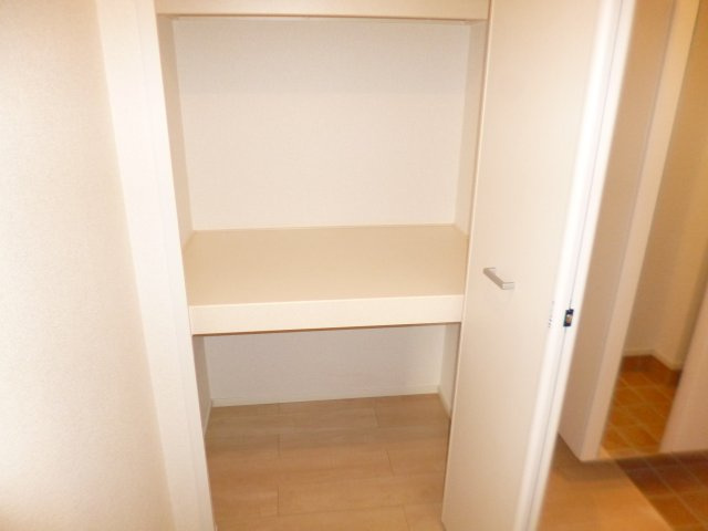 グランアブニールⅢの内装|玄関収納