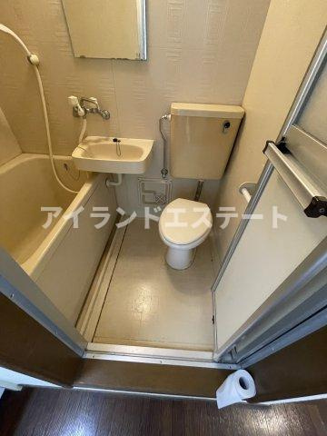 メゾンドヴェルツ　敷金礼金0　角部屋　3面採光のトイレ