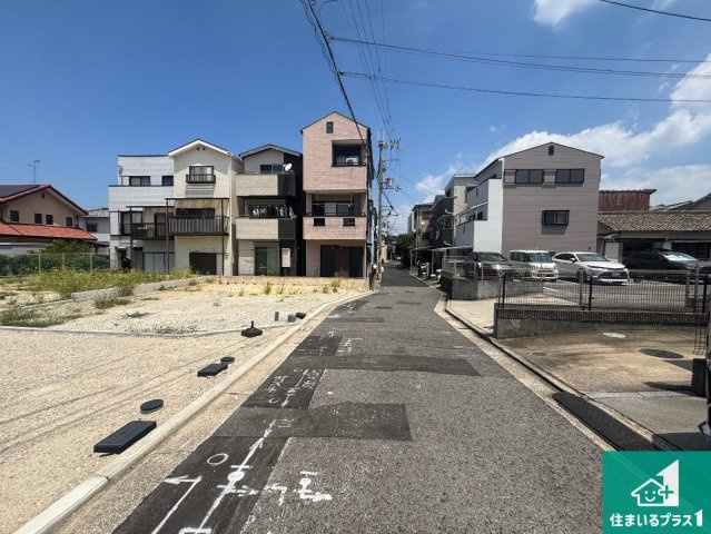 堺市中区堀上町　第4期　新築一戸建ての前面道路含む現地写真|周辺は落ち着いた街並みの住宅地！子育てがしやすい住環境です！まだ未完成ですが、現地でしかわからない事もございます。是非一度ご覧ください。