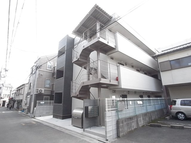 Dona北千住の外観