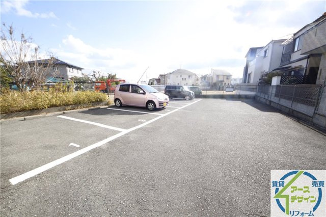 セジュール久保の駐車場