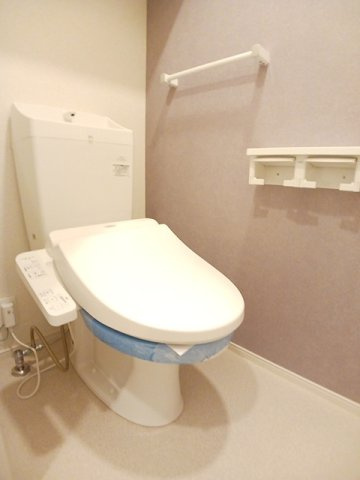 プリムヴェール　Ⅱのトイレ|コンパクトで使いやすいトイレです