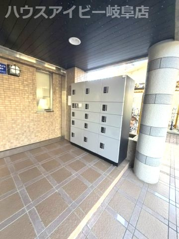 【エントランス】の画像