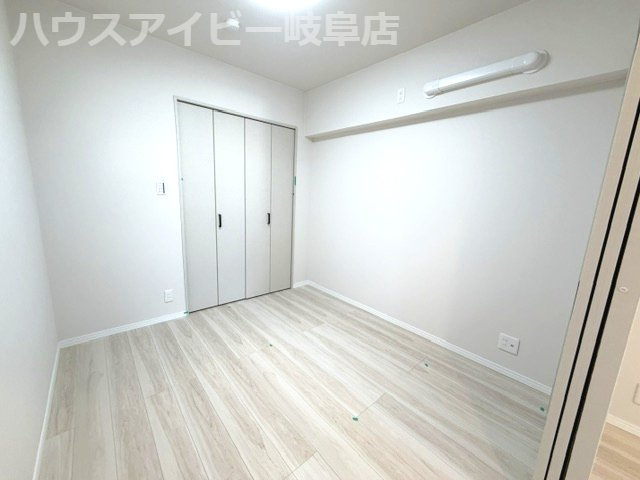ダイアパレス・ステーションプラザ新岐阜！名鉄岐阜駅まで徒歩6分！の洋室|ダイアパレス・ステーションプラザ新岐阜！名鉄新岐阜駅まで徒歩6分！南東向きの明るいお部屋です♪
