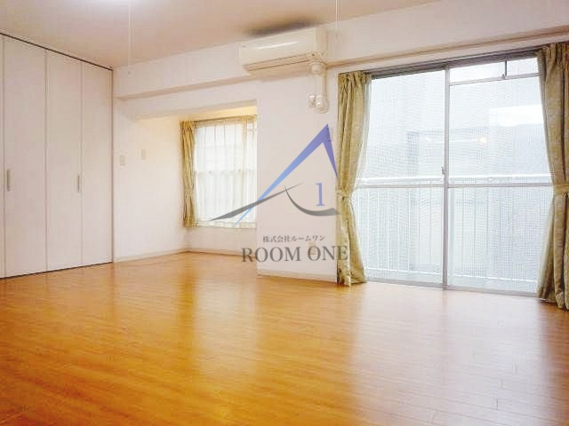 須磨マンションの居間・リビング|洋室のお部屋です。
