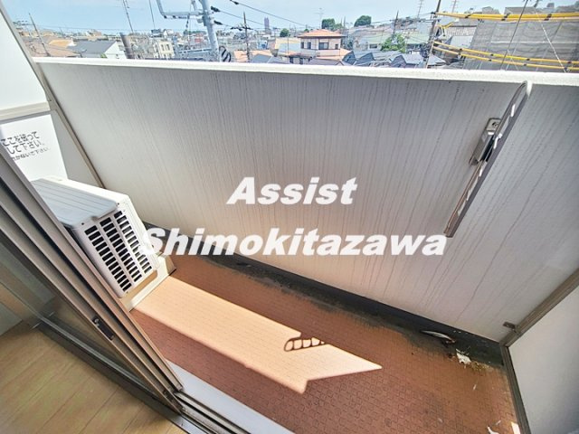 スカイコート下北沢壱番館のバルコニー