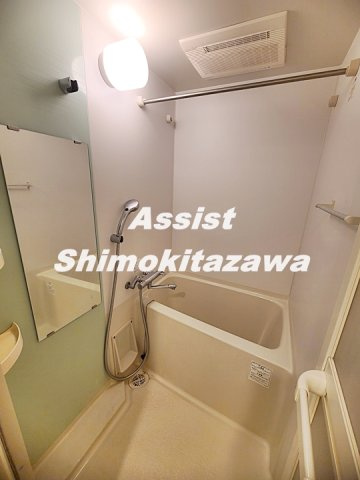 スカイコート下北沢壱番館の浴室