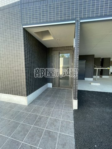 ミライズ南千住のエントランス