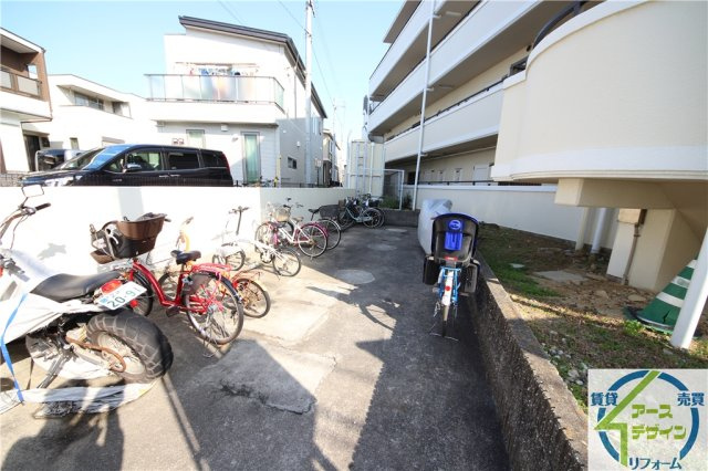 パールシャトウ藤江駅前