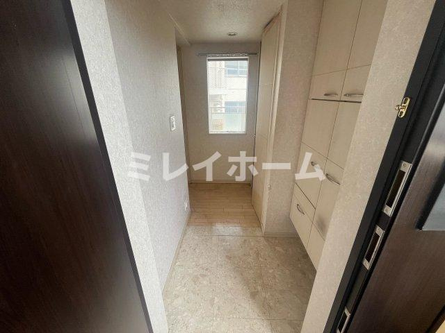 アルシオンエアポートタワーの玄関|同建物内、別のお部屋の参考写真になります。