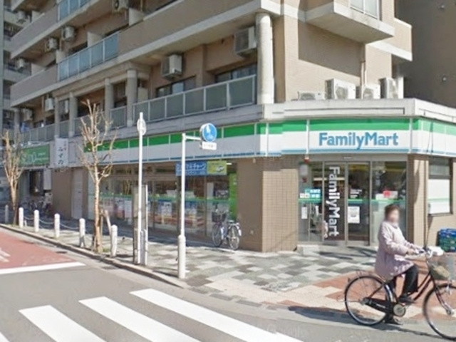 トレフェリクス東十条のその他|ファミリーマート赤羽駅南店