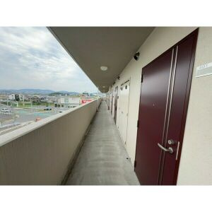 A・City志段味のロビー