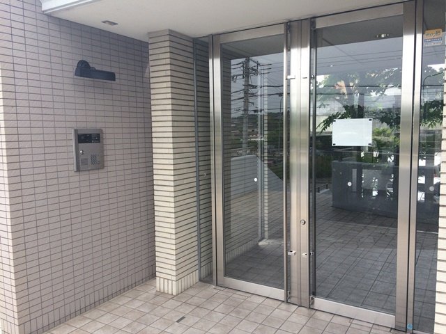 スプランドゥールヴィラのエントランス