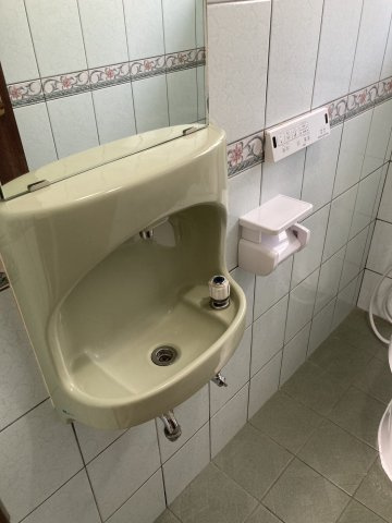 沖縄市高原７丁目の中古一戸建の浴室