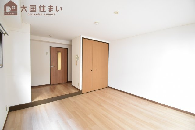 【寝室】 | エスポワール