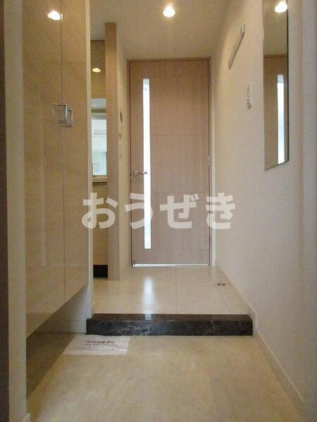 イーリス天王町の玄関
