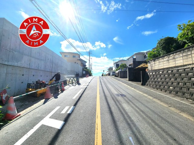 糟屋郡篠栗町和田2丁目第2-7区画（6号地）の前面道路含む現地写真|日当たり良好です。