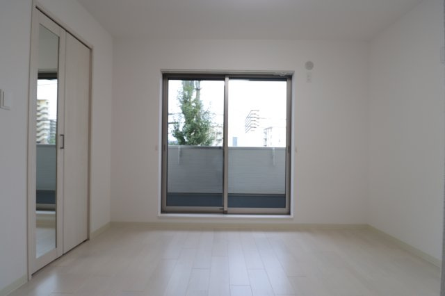 【寝室】 | クリエオーレ茨田大宮Ⅳ