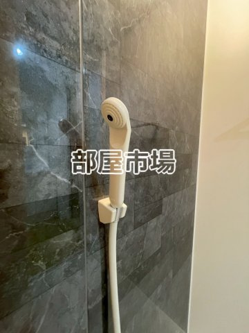 ミライズ南千住の浴室