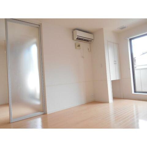 藤沢市辻堂６丁目のアパートの洋室