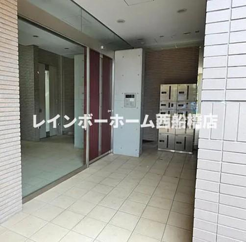 プレアデス津田沼のエントランス