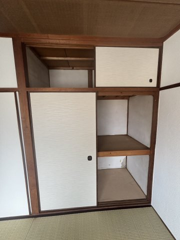 南武庫之荘7丁目貸家の収納