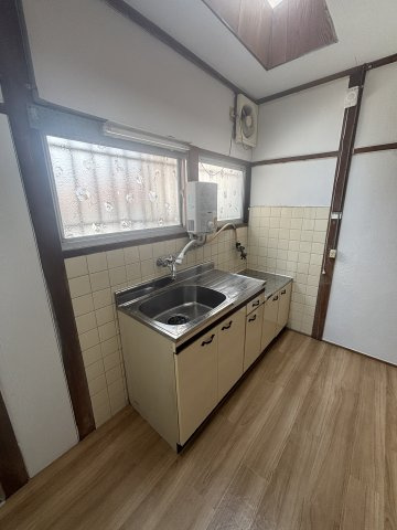 南武庫之荘7丁目貸家のキッチン