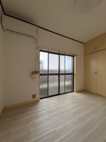 【洋室】 | サンライズ湊 | きれいな洋室です