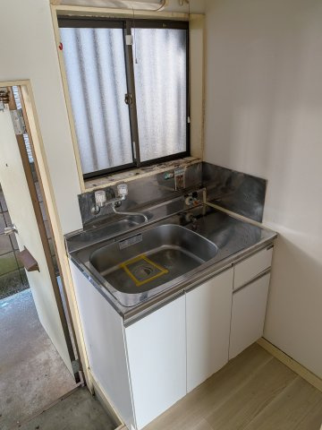 【キッチン】 | サンライズ湊 | 料理がしやすいシステムキッチンです