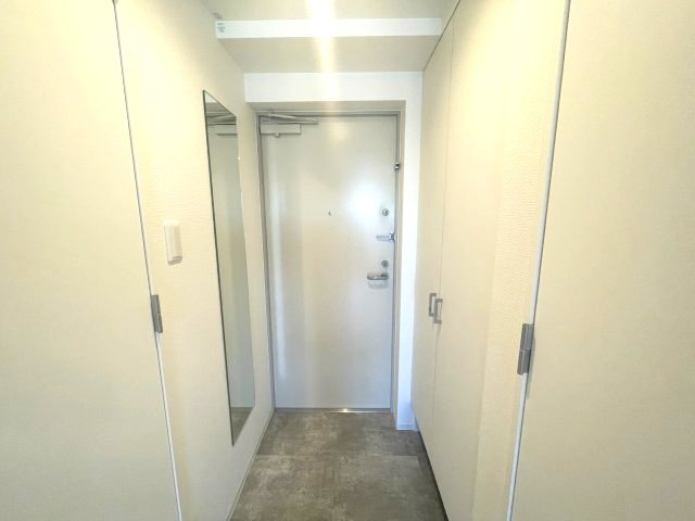 セレニテ十三ミラクの玄関